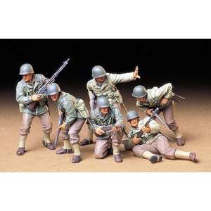    Tamiya 1/35 US WWII Assault Infantry Kit (6 Figures) Toys & Games