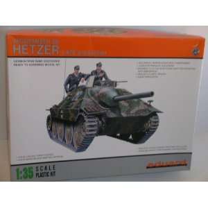  38 Hetzer Tank Late Production  Plastic Model Kit 