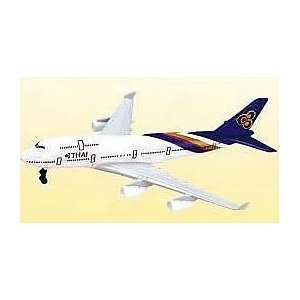  Thai Airways Micro Airliners 747 400 Snap Together Model 