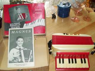 Early Magnus trainer accordian excellent condition  