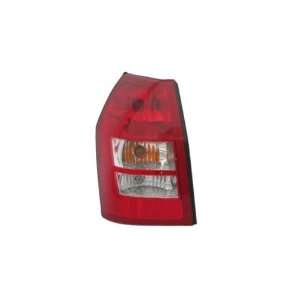  TYC Dodge Magnum Driver & Passenger Side Replacement Tail Lights 