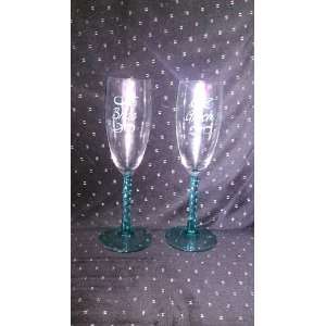  Bride & Groom Champagne Flutes 