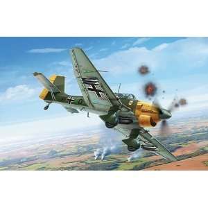    Italeri 1/48 Junkers Ju87B2 Stuka Aircraft Kit Toys & Games