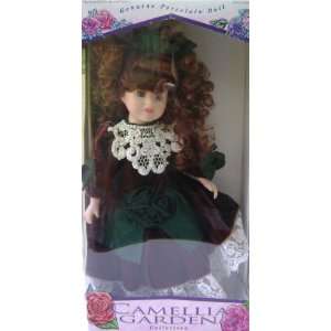  Carmellia Garden Genuine Porcelain Doll by Tracy Lynn   17 