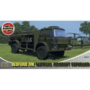   Bedford MK Tactical Aircraft Refueller Military Vehicles Classic Kit