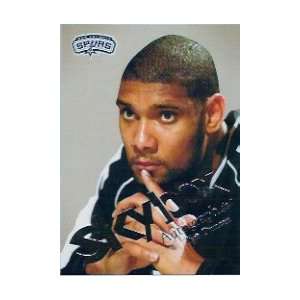    2003 04 SkyBox Autographics #43 Tim Duncan