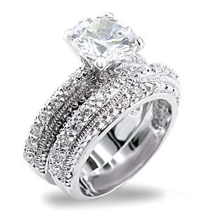 solitaire ring with simple wedding band