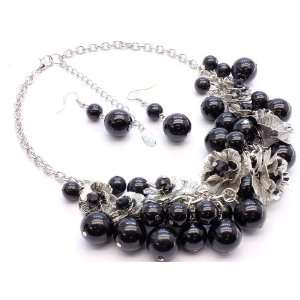    Black Bead Silvertone Buttercup Flower Necklace SET: Jewelry