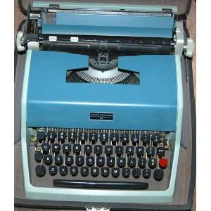  Manual Typewriter Olivetti Underwood: Electronics