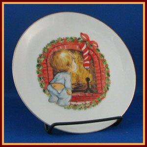 1982 Jasco Porcelain Plate with Stand   Christmas Boy  