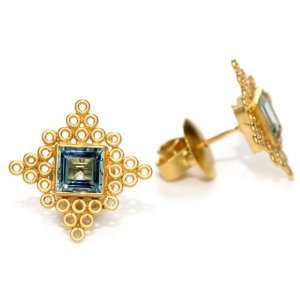   Collection Deep Waters 18k Gold and Square Aquamarine Posts Earrings