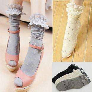   Must Vintage Colored Lace Rolling Top Ankle Socks 3 Colours  