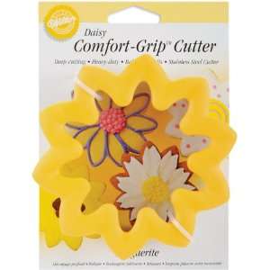  Comfort Grip Cookie Cutter 4 Daisy: Toys & Games