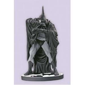  Batman: Black & White Statue: Kelley Jones: Toys & Games