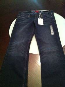NWT Women Guess Jeans Foxy Flare size 28 100% Authentic  