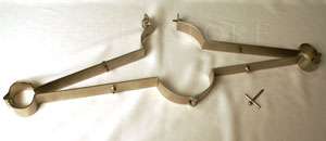 KUB Rigid Metal Stock Neck Wrist Handcuff Slave Cuffs S  