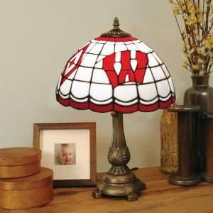  WISCONSIN BADGERS LOGOED 20 IN TIFFANY STYLE TABLE LAMP 