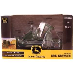  John Deere 1:50 Scale Military Dozer 850J Case Of 6: Toys 
