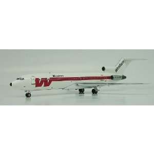  InFlight 200 Western Airlines B727 200 Model Airplane 