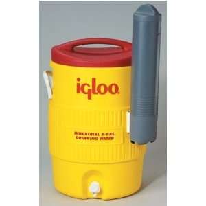   Igloo 11863 Industrial Cooler With Cup Dispenser Patio, Lawn & Garden