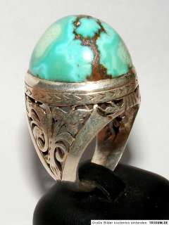 Dieser einzigartige Massive und antike Silber Ring aus Persien wiegt 