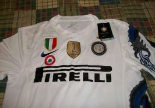 Maglia ufficiale Inter 2010/2011 a Milano    Annunci