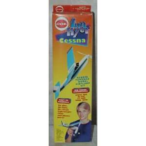   Cox Fun Flyer Cessna Powered Model Airplane Kit Toys & Games