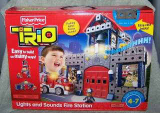 NEW TRIO FIRE STATION BUILDING SET WITH LIGHTS & SOUNDS 027084804737 