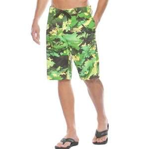 Oakley Concealment Mens Short Casual Pants   Atomic Green / Size 40
