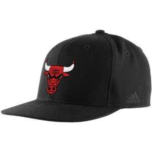  adidas Chicago Bulls Black Basic Logo Fitted Hat Sports 