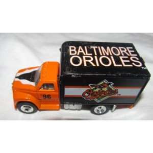   Diecast Car MLB Collectible Ford F800 Delivery Truck Baseball Team