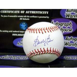  Buddy Bell Autographed Baseball   Autographed Baseballs 