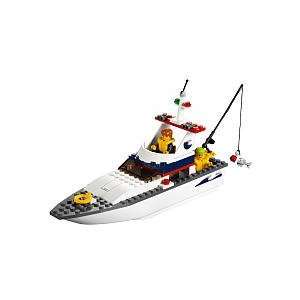  LEGO City Fishing Boat 4642 Toys & Games