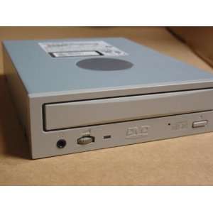  HP SR 8585 B IDE DVD ROM drive (SR8585B) Electronics