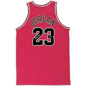  Bulls Upper Deck Michael Jordan Autographed Jersey ( Red : Jordan 